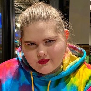 Meet your Posher, Katrina